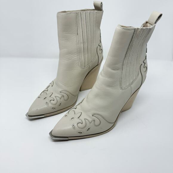 Steve Madden White Western Booties - Picture 5 of 12